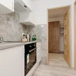 Shortstaypoland Krochmalna *